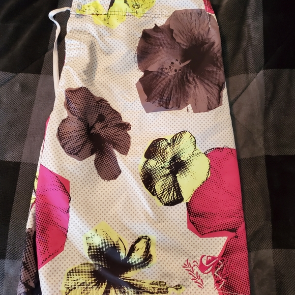 Quicksilver swim suit - Picture 2 of 3